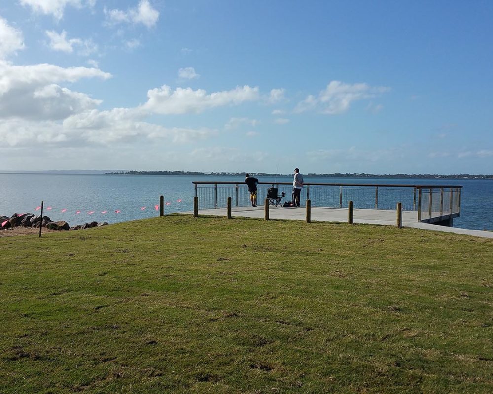 Davenport-Drive-Fishing-Platform-2-1600